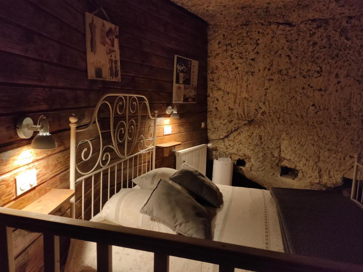 Les Troglos De Beaulieu Loches Luaran gambar