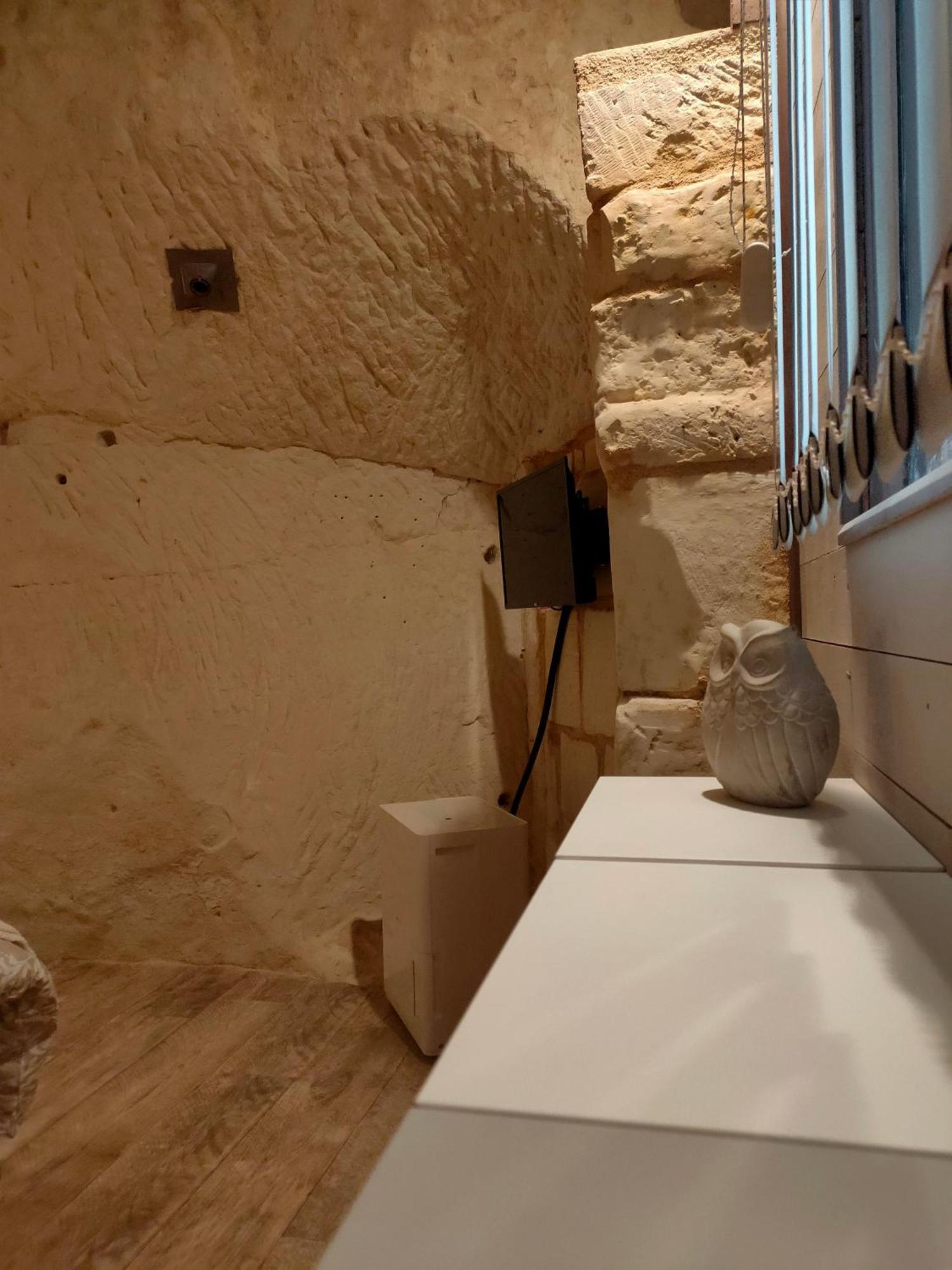 Les Troglos De Beaulieu Loches Bilik gambar